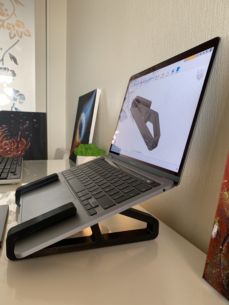 Stativ för MacBook Pro 13"