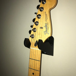 Kraftigt väggfäste för gitarr och bas