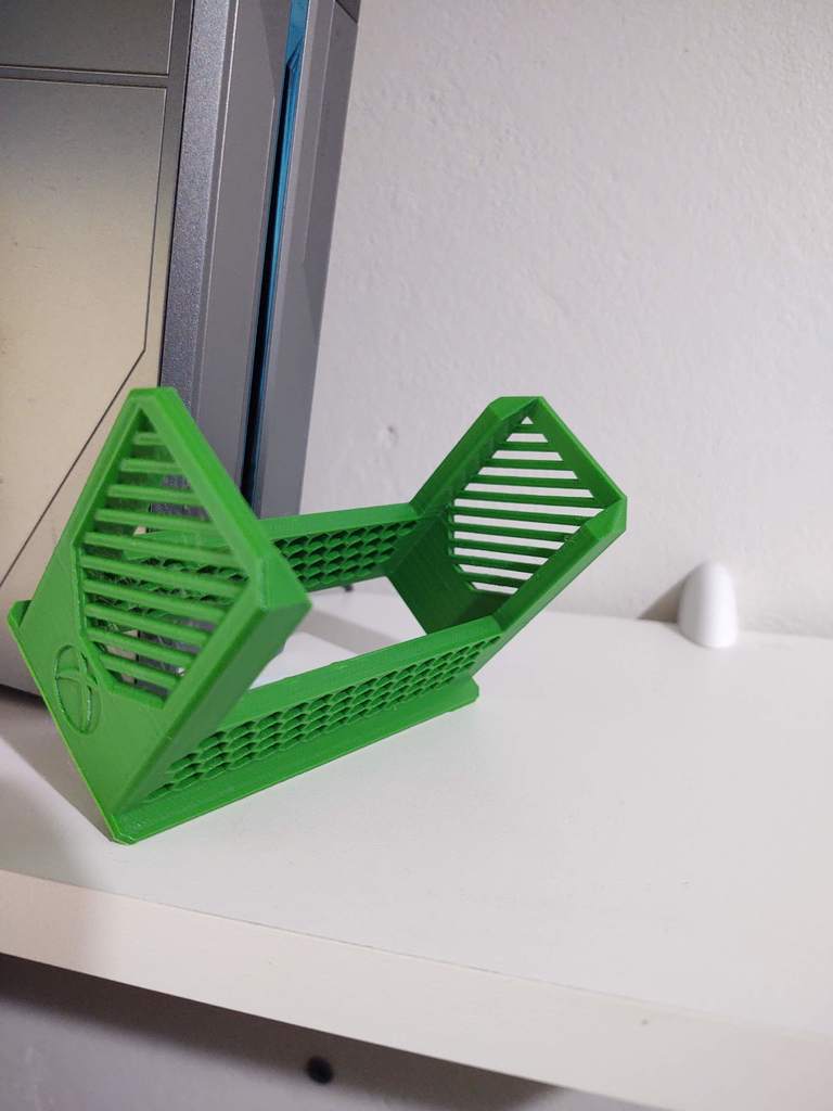 Xbox One Vertical Stand - Hello Edition