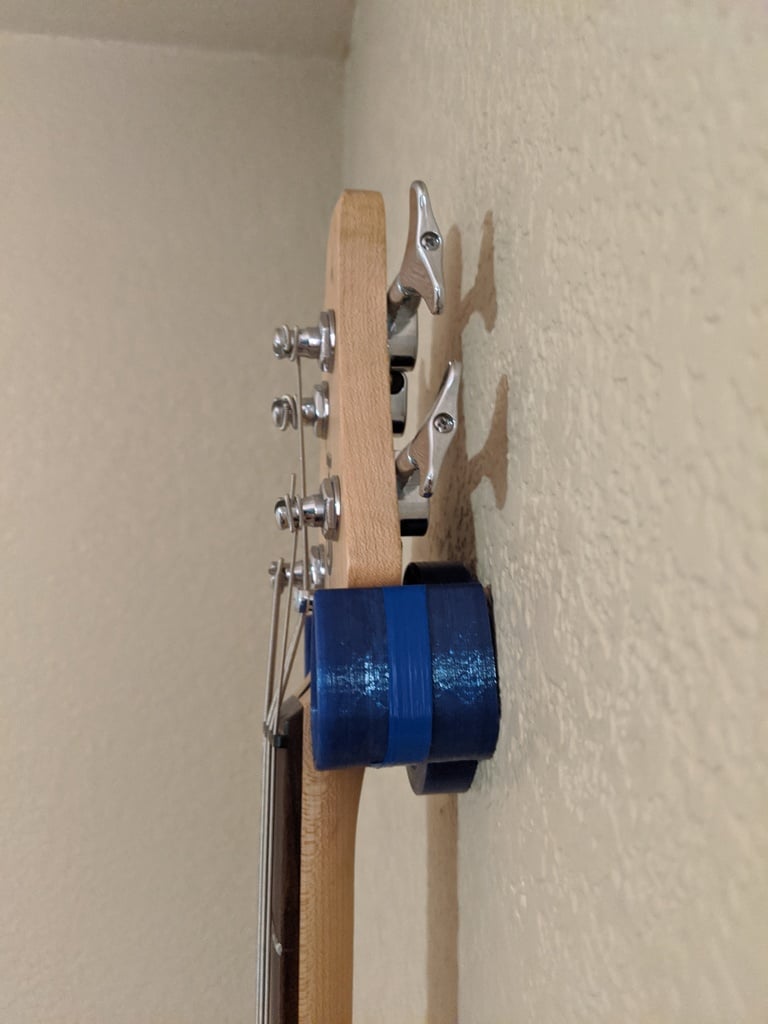 Väggfäste för basgitarr – Säker och snygg förvaring