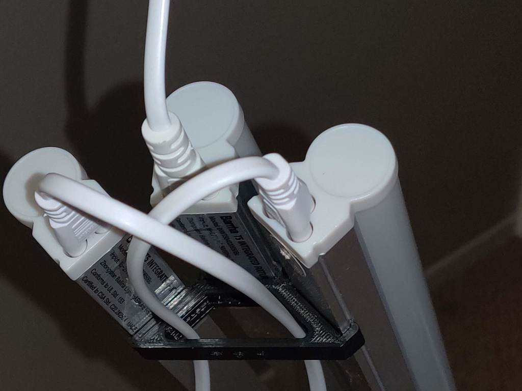 Loftbeslag til Tre Barrina T5 LED-Lamper
