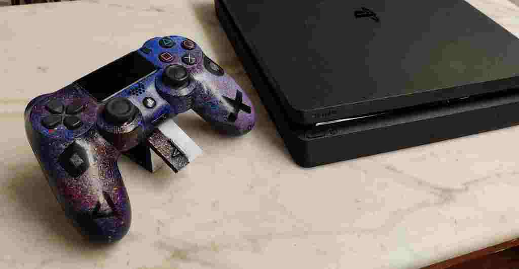 Väggfäste för PS4 fjärrkontroll