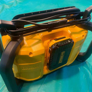 DeWalt DCR028 Radiokabelhållare