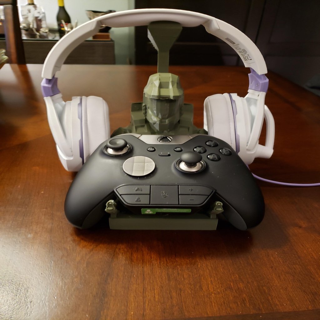 Halo Master Chief-kontroll och hörlursstativ