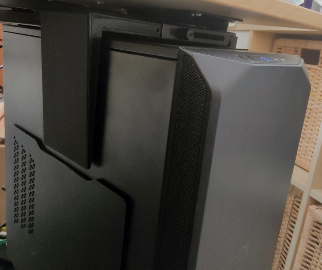 CPU-Holder Forlænger: Tilpasning til Større PC-Towers Under Bordet
