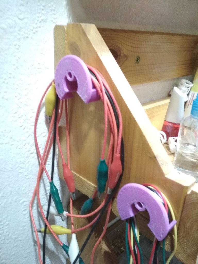 Kabelorganisator / Hängare