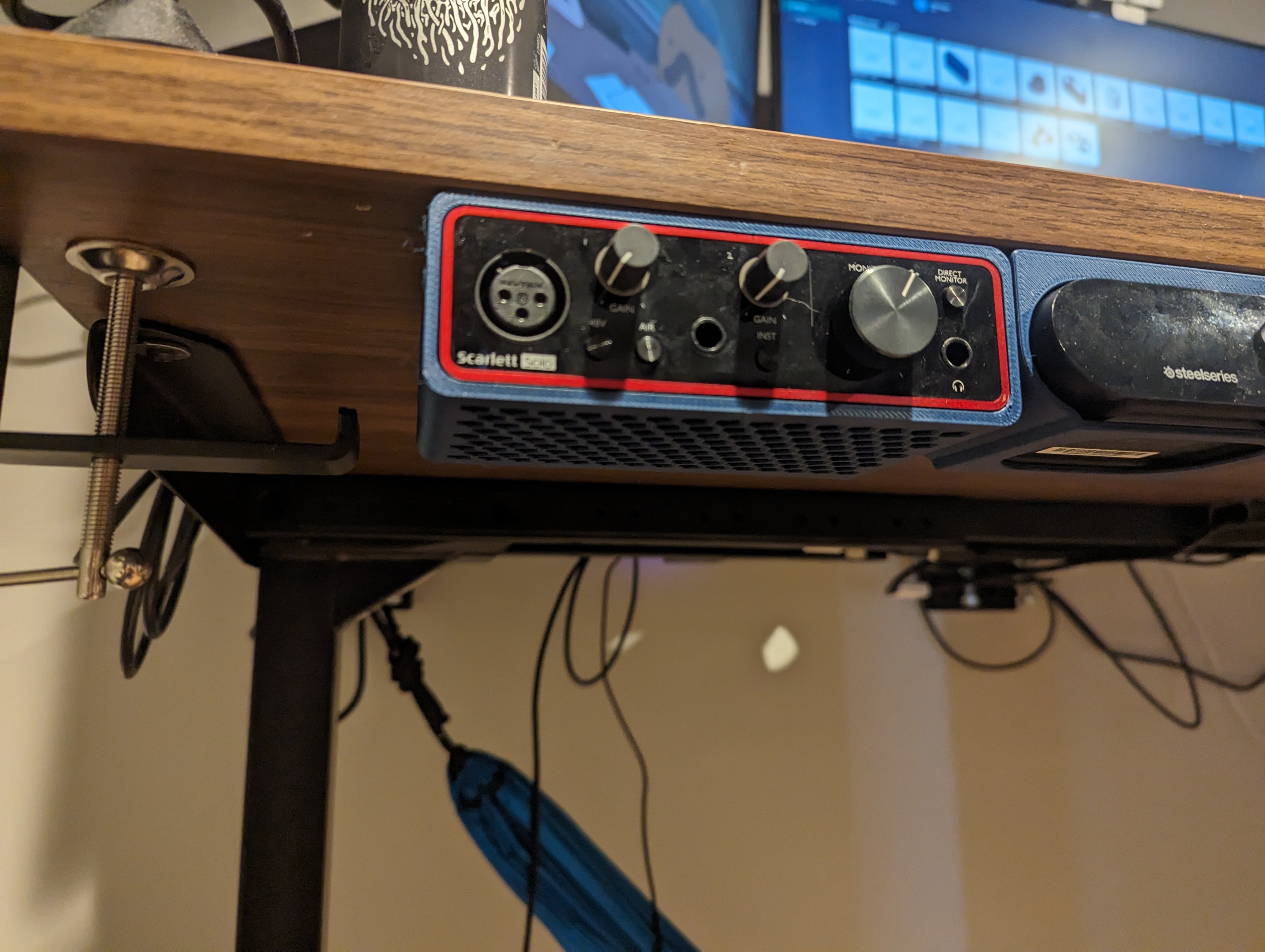 Focusrite Scarlett Solo Skrivebordsmontering