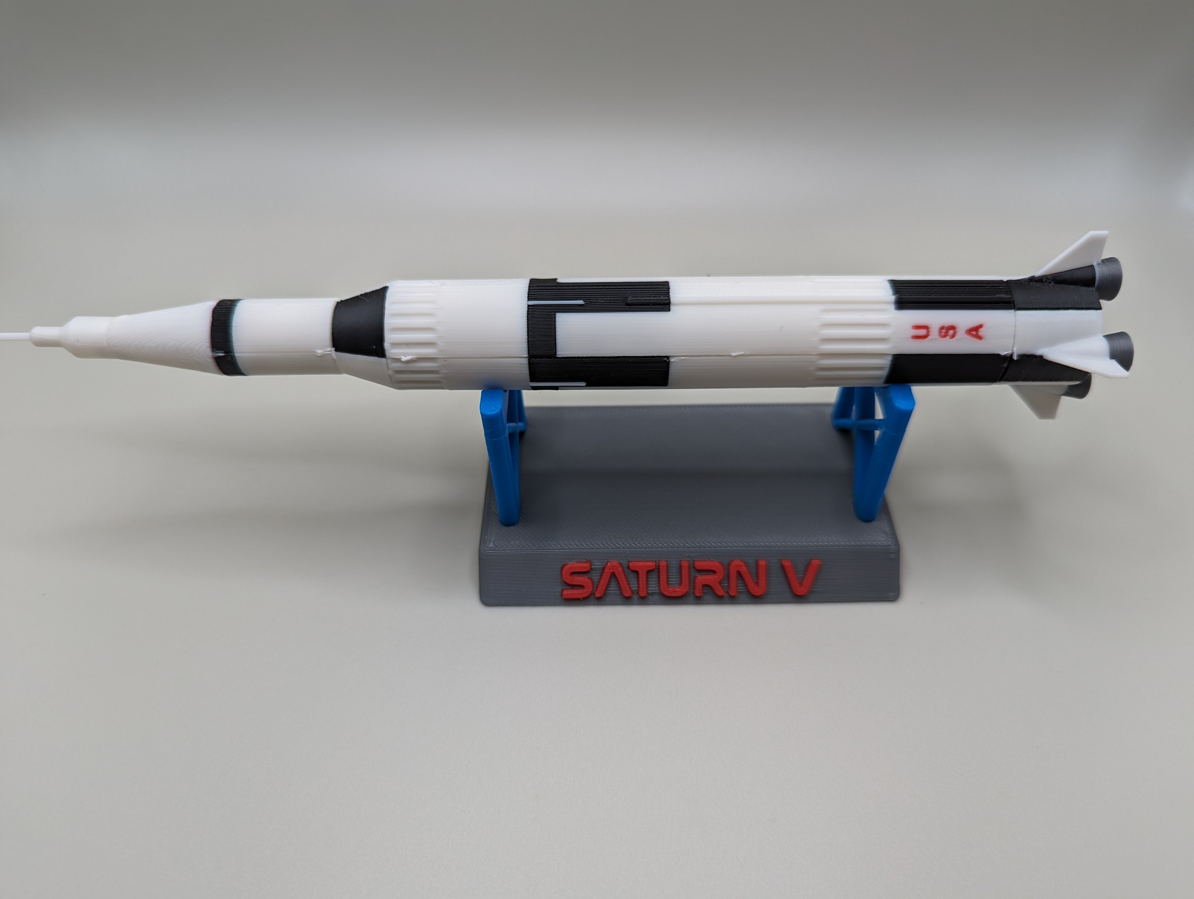 NASA Saturn V Miniature Raket Model Kit