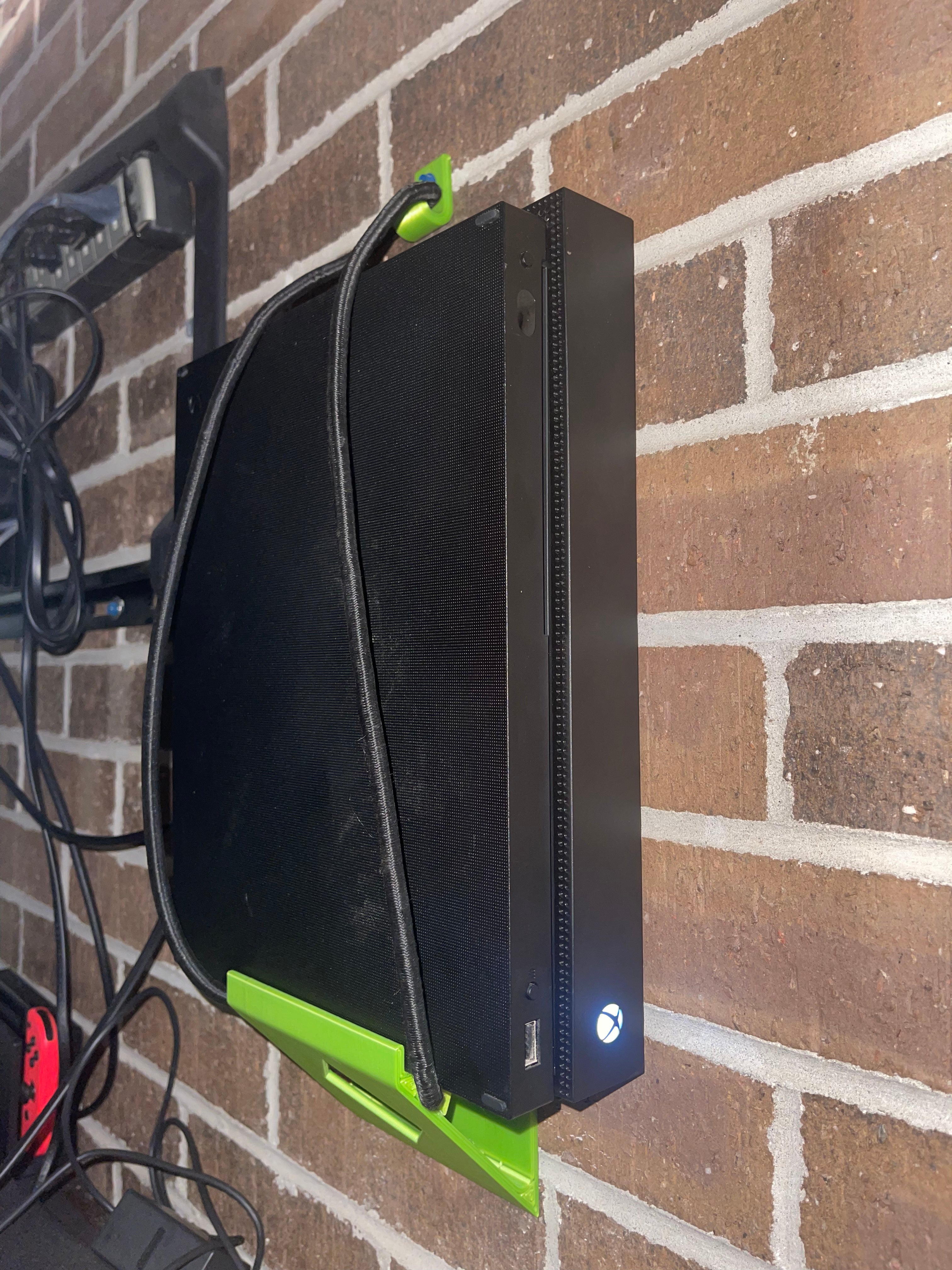 Xbox väggfäste