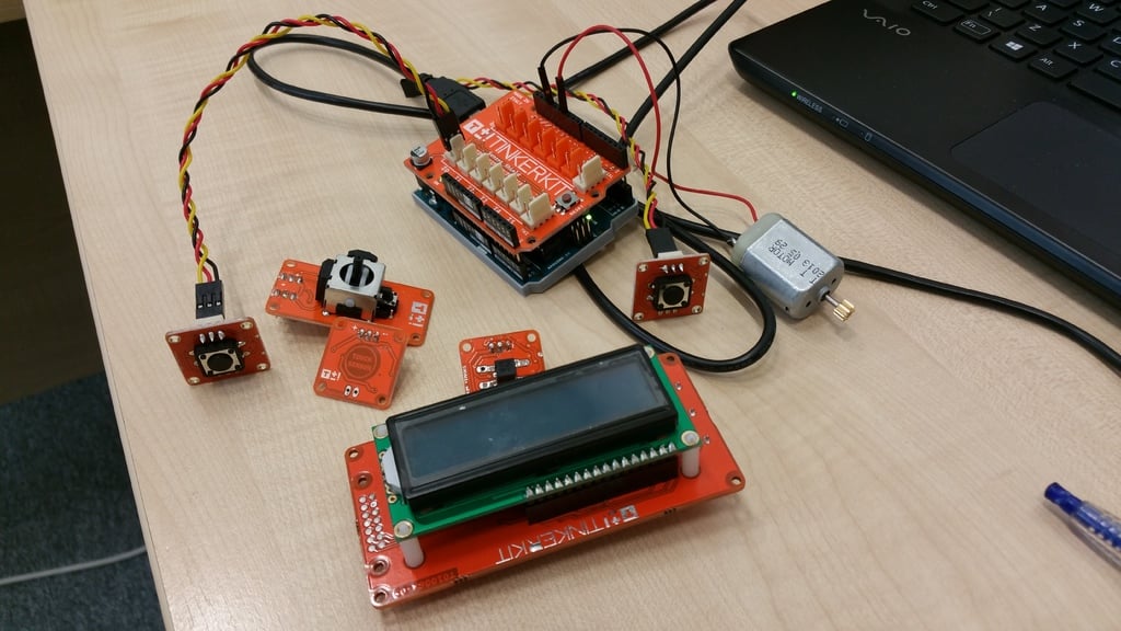 Tinkerkit-sensor och Arduino Uno-hållare