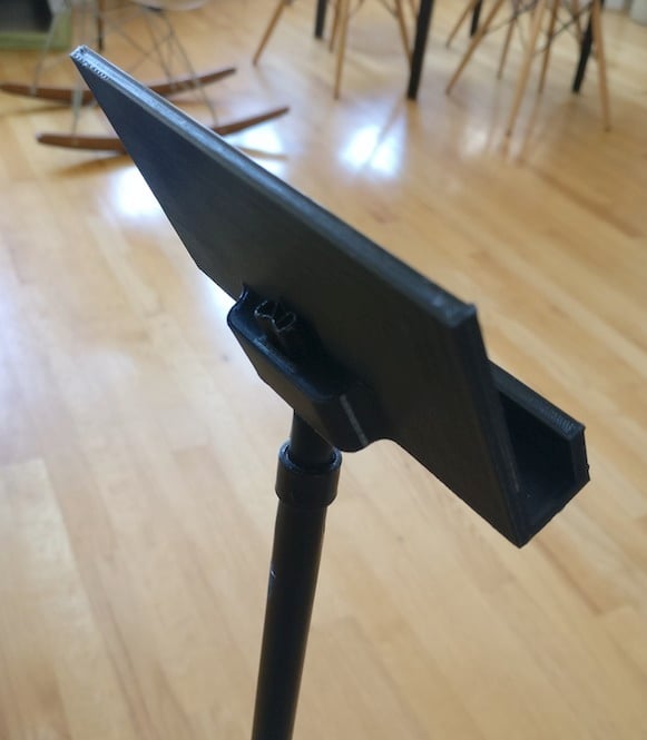 Montering av musikställ för iPad/surfplatta