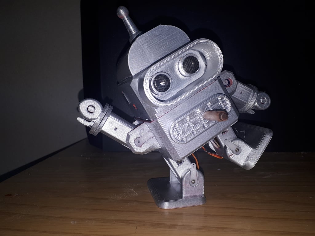 Robot Otto Bender med armar av Redxvb