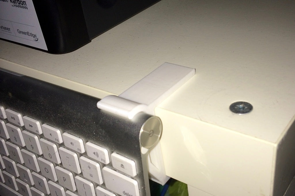 IKEA Expedit / Saknar trådlöst Apple-tangentbord och styrplatta förvaring