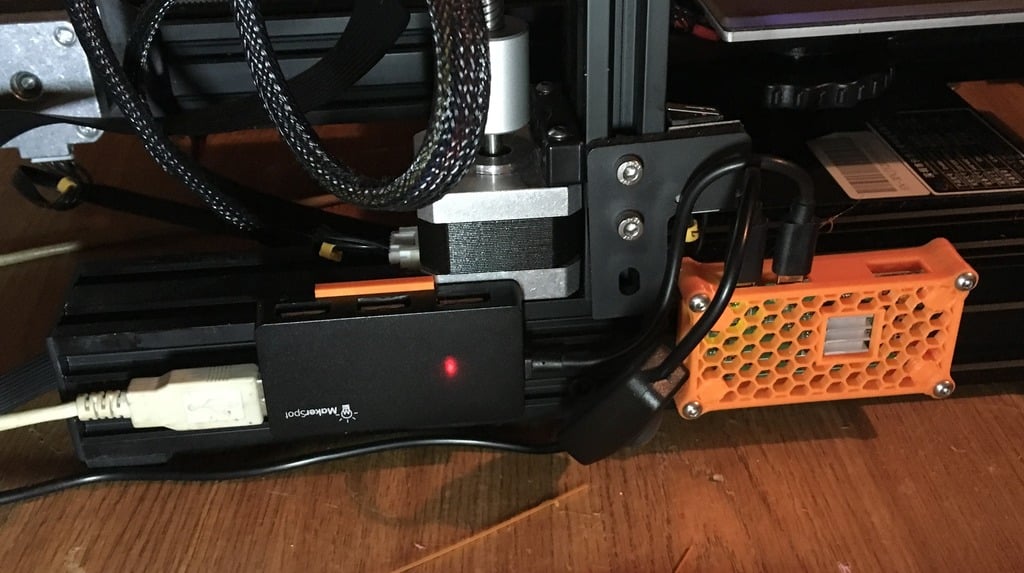 MakerSpot USB Hub Clip för Raspberry Pi