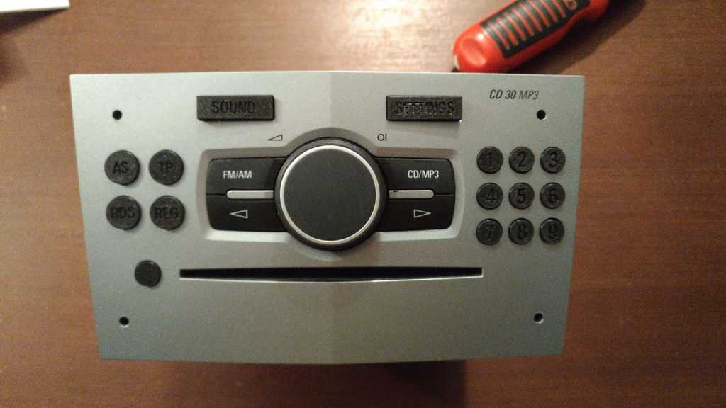 Ersättningsknappar för Opel CD30MP3 bilradio