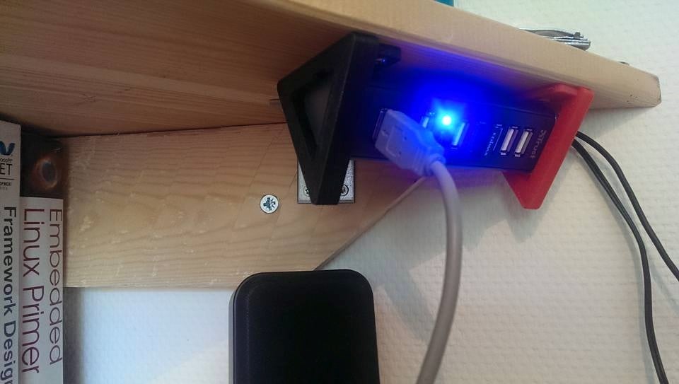 Fäste för Trust 7-ports USB-hubb