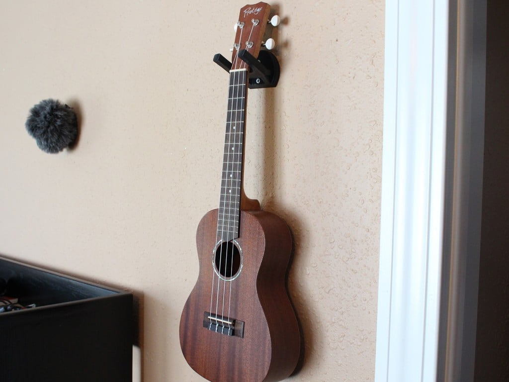 Väggfäste för ukulele/gitarr