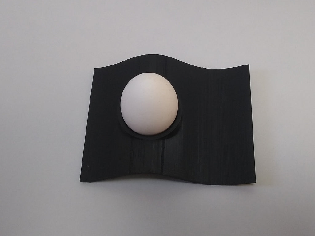 Vågformad äggkopp i modern design