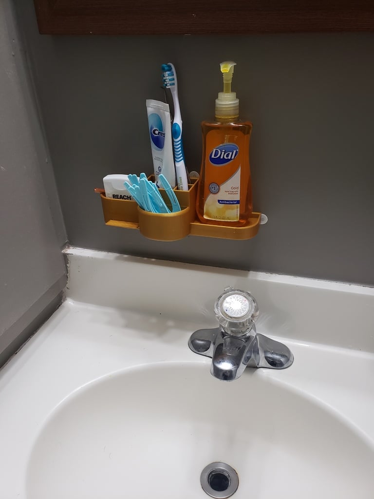 Badrumsarrangör med tvål och tandborsthållare