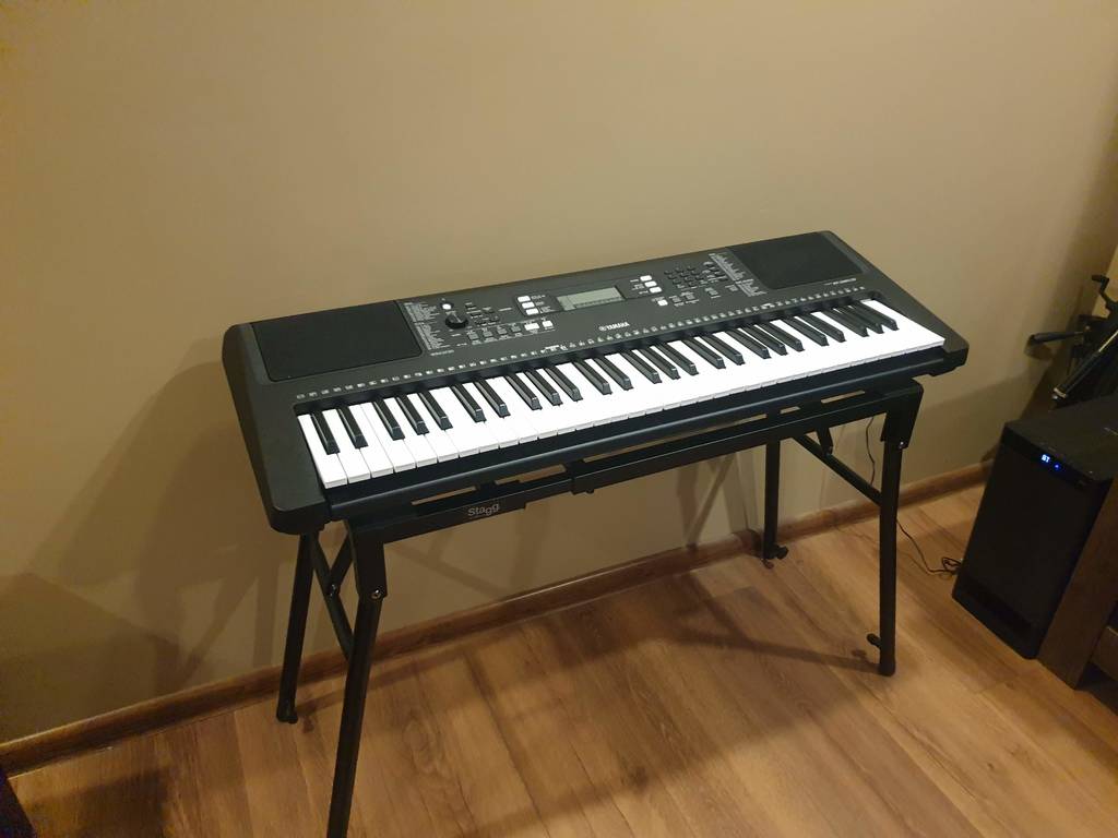 Yamaha PSR-363 Piano Stand Adapter från Stagg