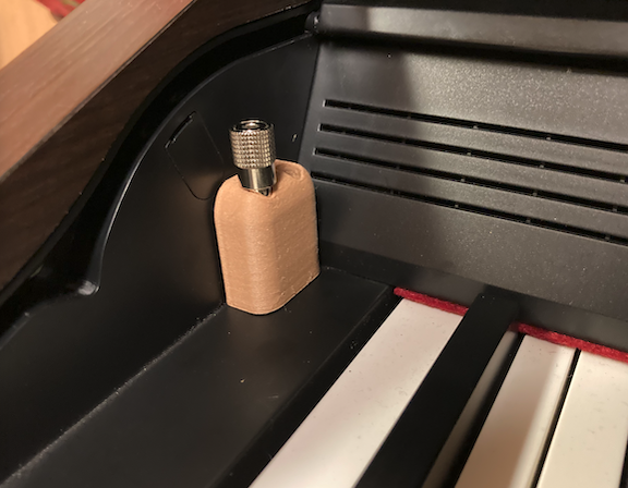 Hörlursadapterhållare för digitalpiano och gitarrförstärkare