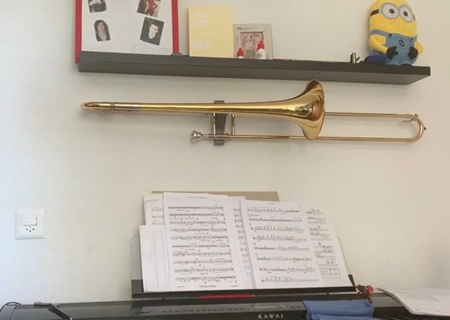 Trombon väggfäste för Yamaha YSL-697Z