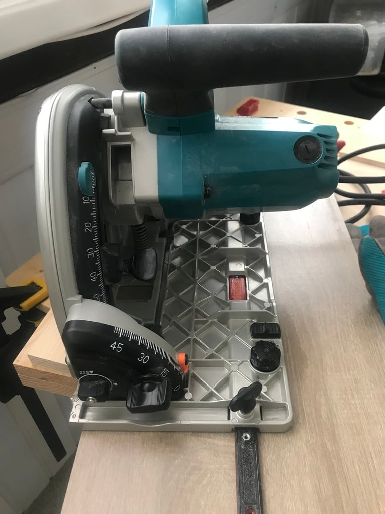 Gör-det-själv styrskena för cirkelsåg för Makita SP6000