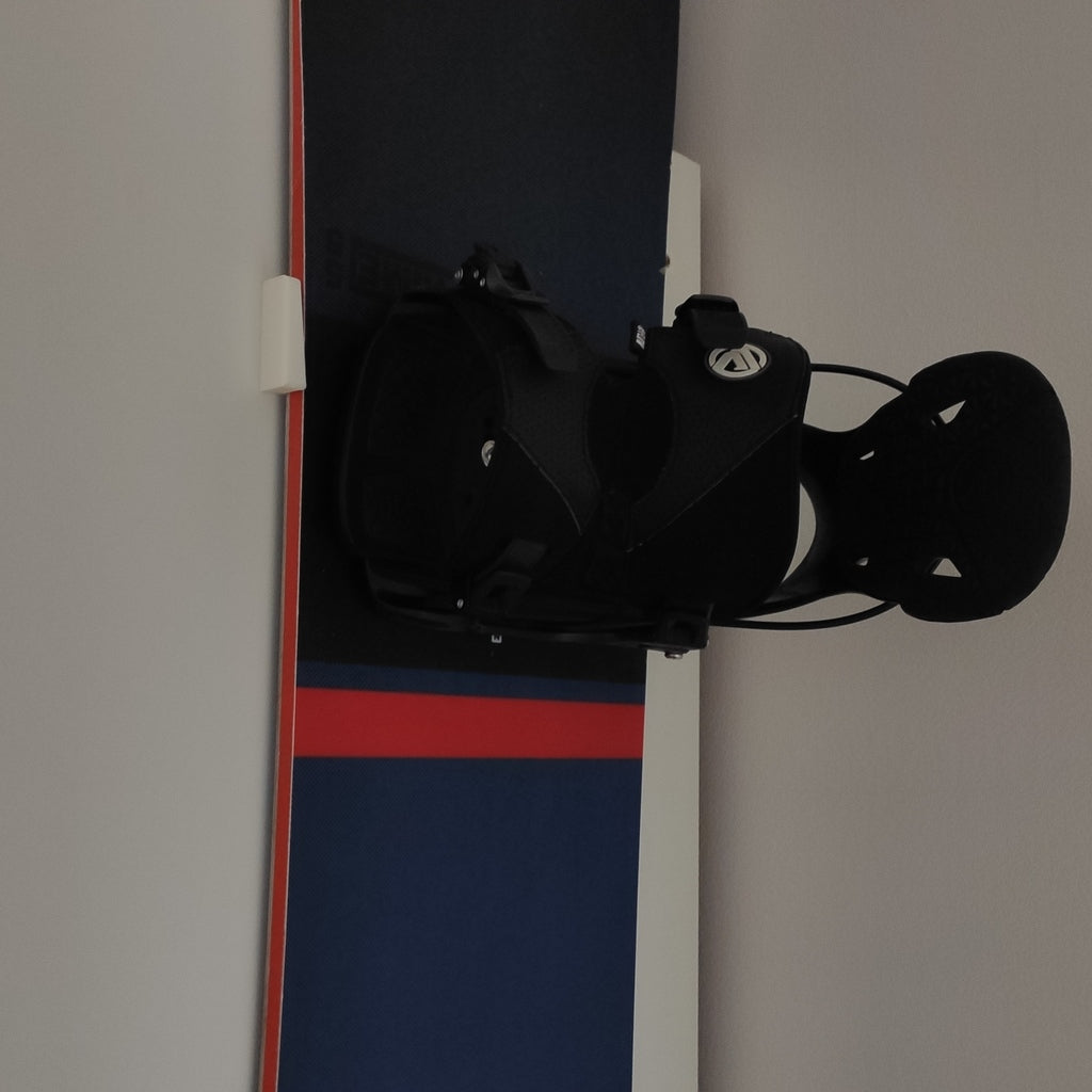 Hållare för snowboard väggfäste