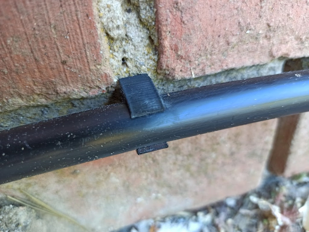 Gardena Micro Drip 13mm Rörklämma för väggmontering