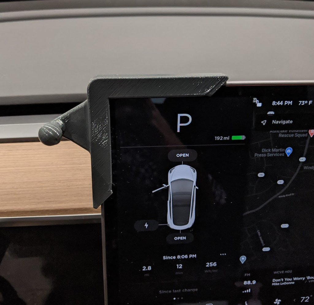 Tesla Model 3 skärmfäste för telefon och poputtag med 17 mm kula