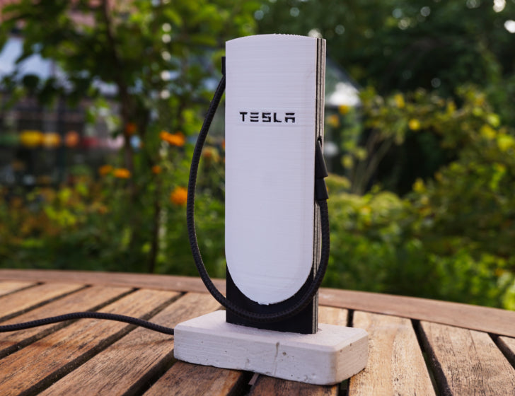 Tesla V4 Supercharger Telefonladdare Modell