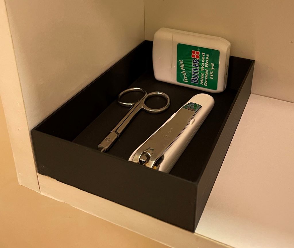 Enkel förvaringsfack för badrum och kontor
