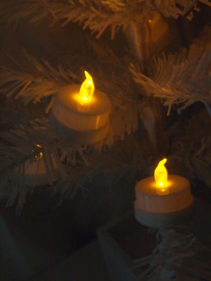 LED värmeljus hängande ljushållare för julgranar